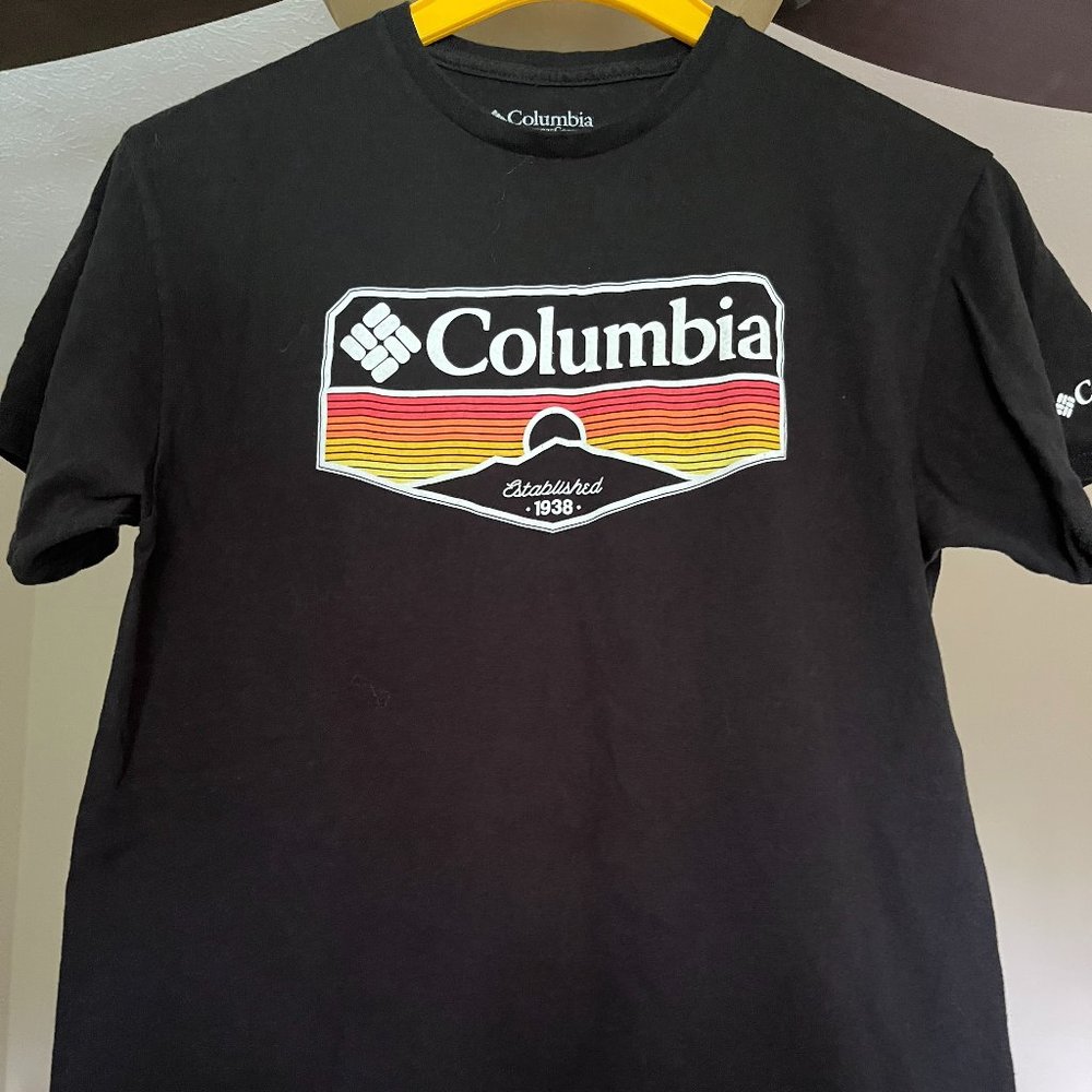 Like New Columbia T-Shirt - Gender Neutral
